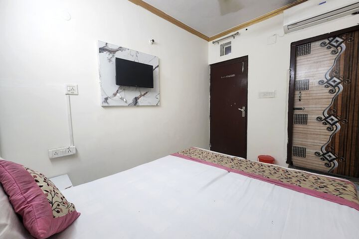Room 7 of 22