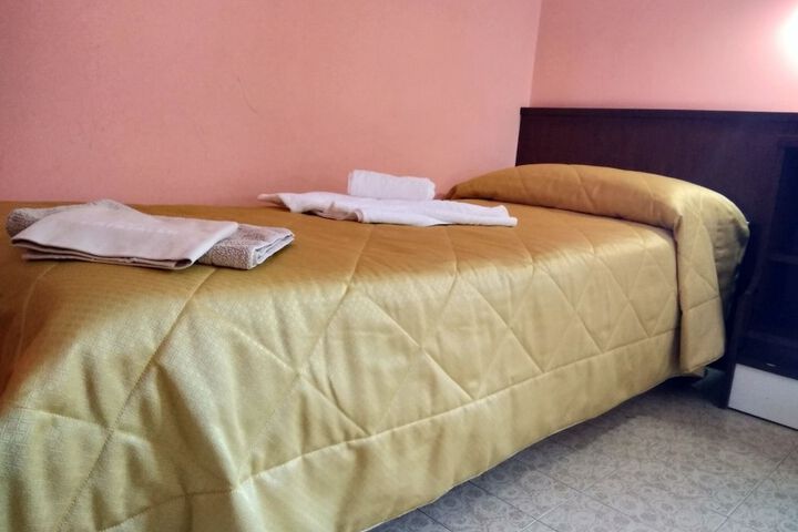 Room 8 of 54