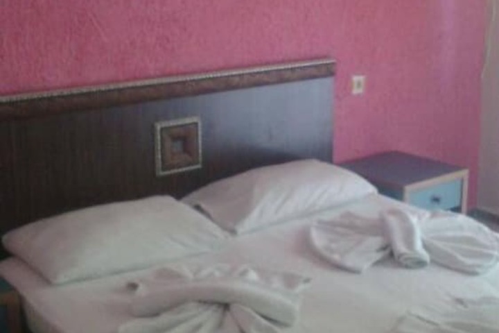 Room 3 of 17