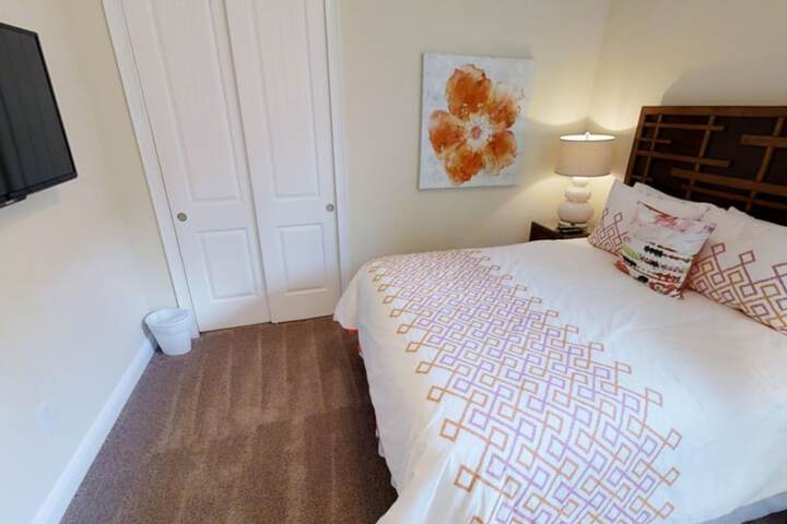 Room 10 of 47
