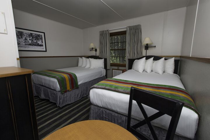 Room 6 of 25
