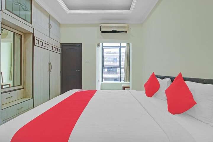 Room 3 of 13