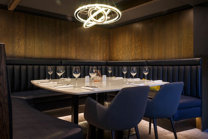 Dining 70 of 91