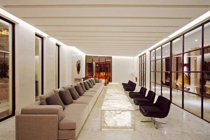Meeting facility