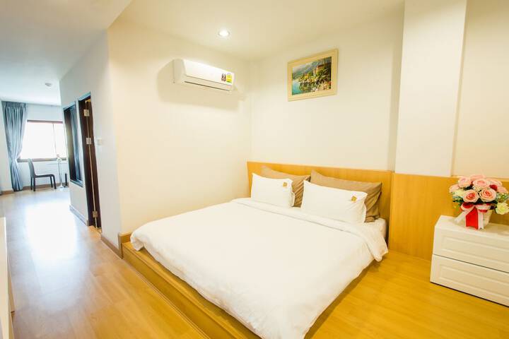 Room 10 of 63