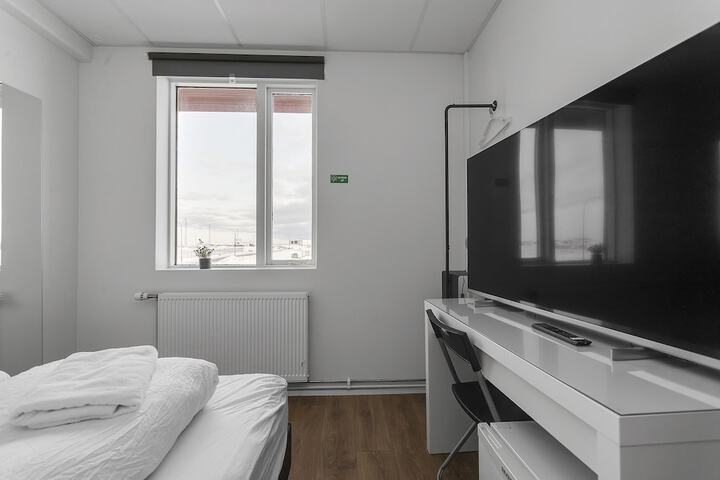 Room 14 of 26