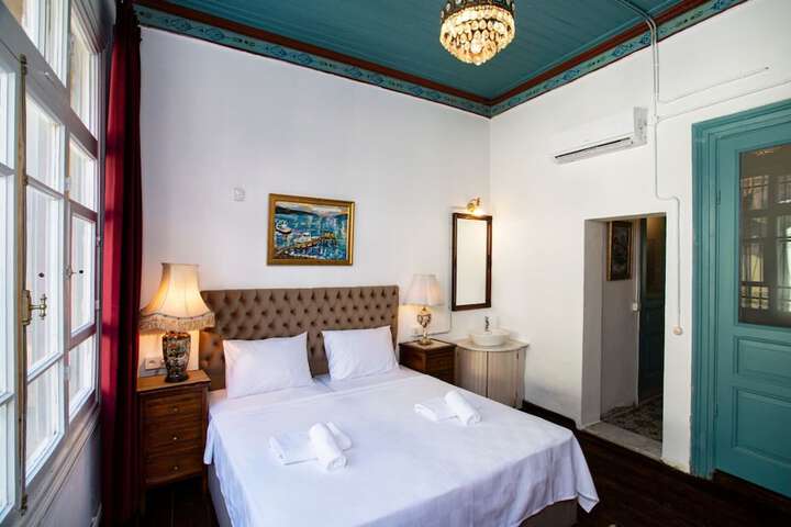 Room 7 of 36