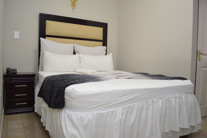 Room 10 of 21
