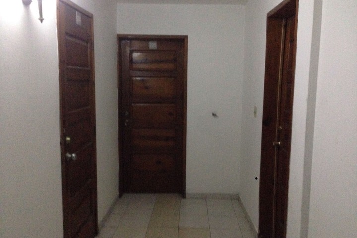 Ballroom/Hall 12 of 16
