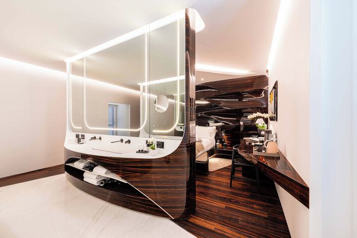 Room 20 of 105