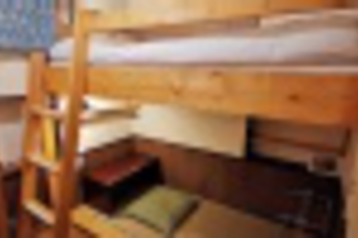 Room 112 of 192