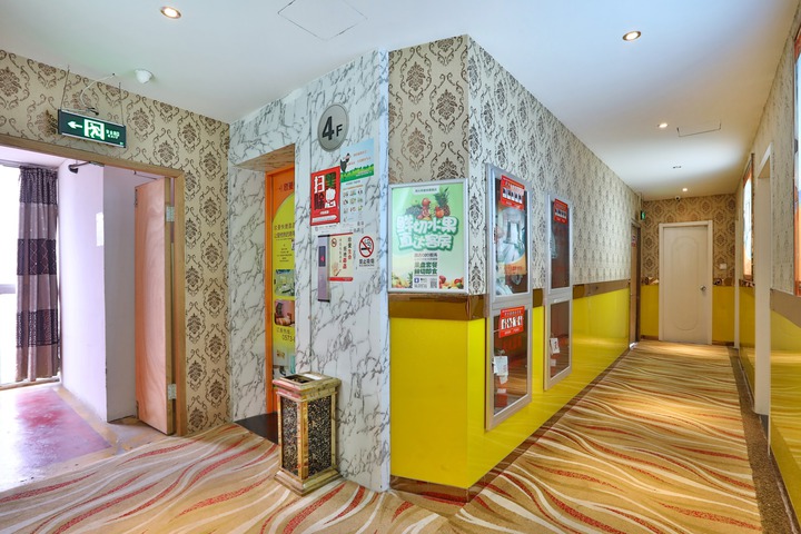 Hotel Interior 11 of 21