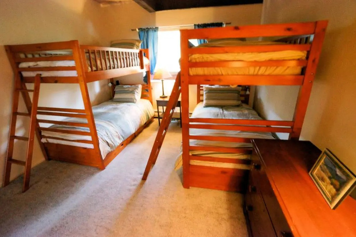 Room 6 of 21