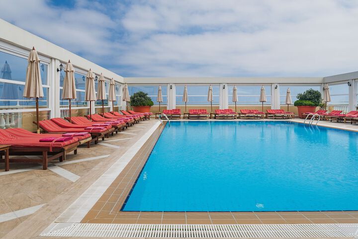Pool 44 of 133