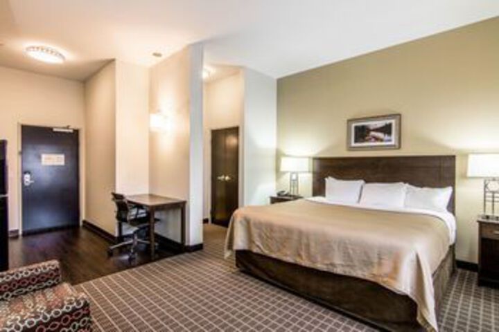 Room 42 of 74