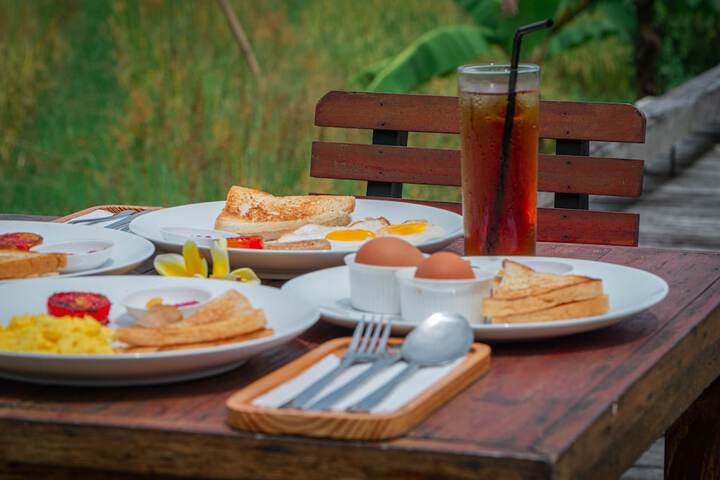 Breakfast/Coffee Service 121 of 131