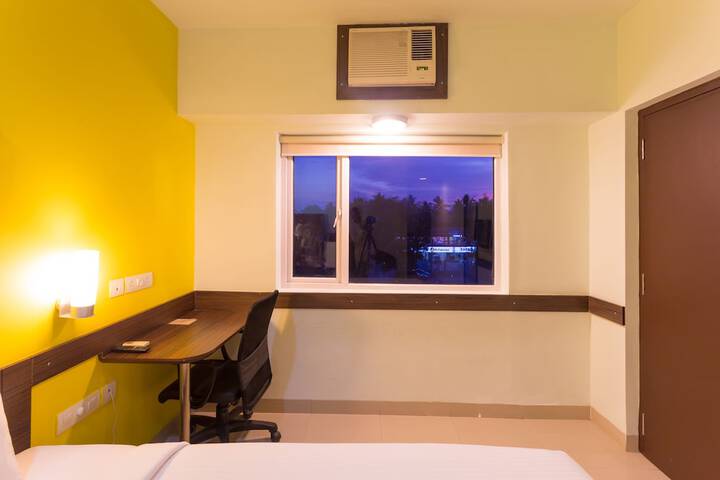 Room 14 of 48
