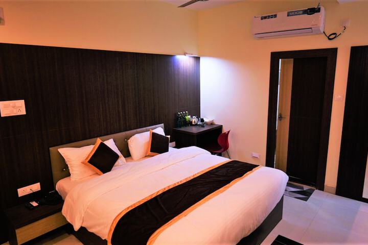 Room 21 of 36