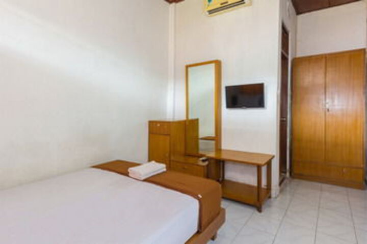 Room 10 of 21