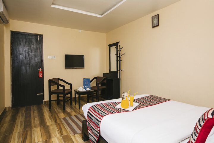 Room 9 of 24