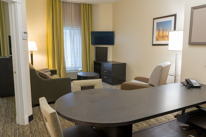 2 Queen Beds Studio Suite (3 of 16)