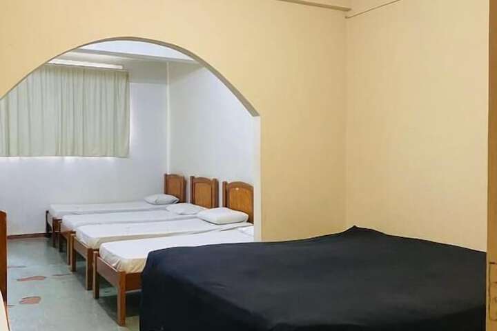 Room 21 of 30