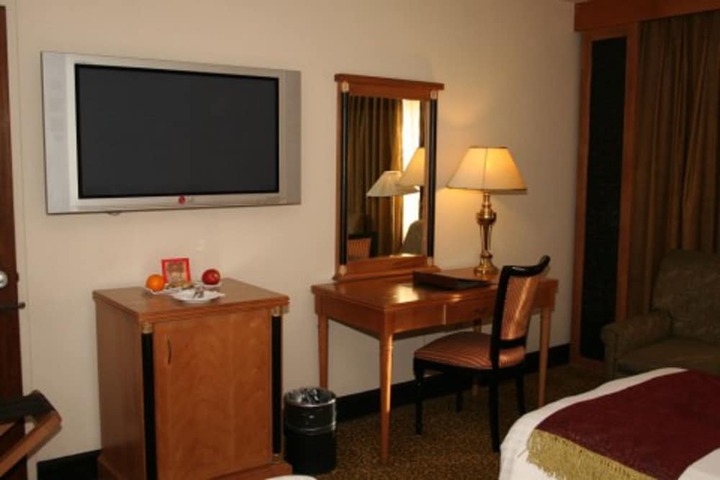 Room 29 of 80
