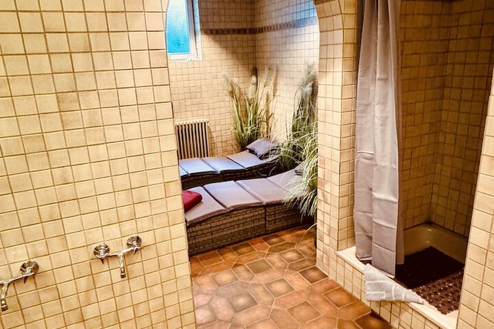 Spa 73 of 107