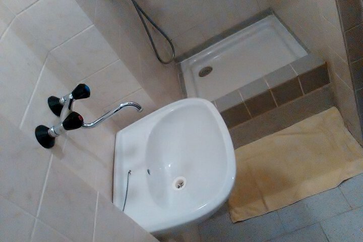 Room 68 of 106