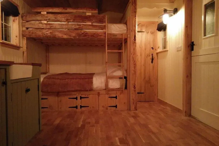 Room 2 of 15