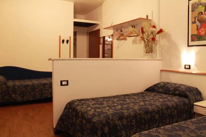 Room 13 of 54
