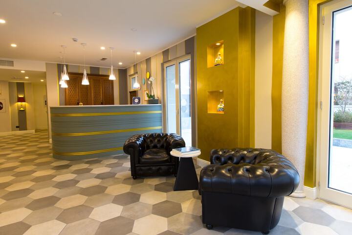 Hotel Interior 4 of 80