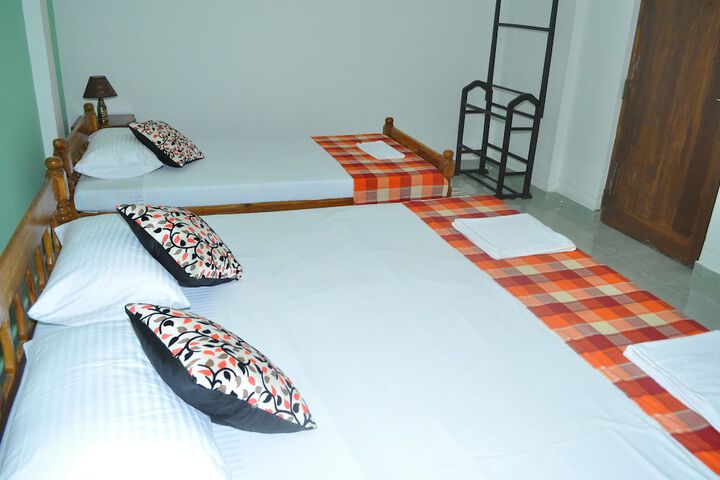Room 8 of 26