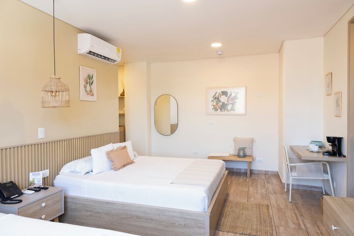 Room 17 of 119