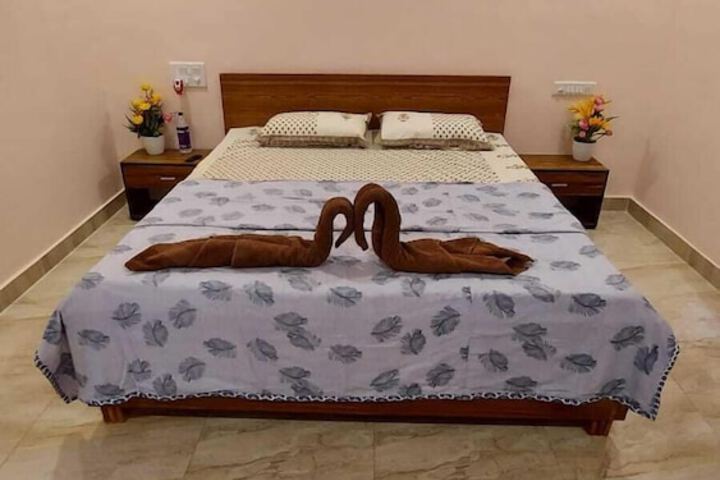 Room 4 of 19