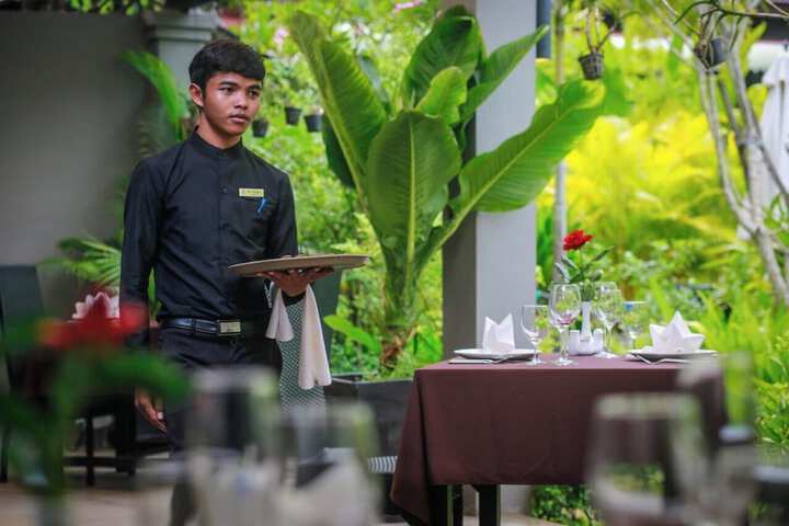 Dining 224 of 298
