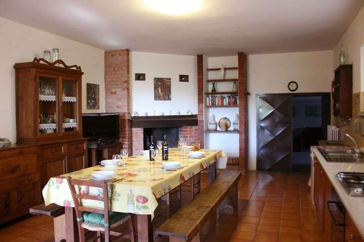 Room 12 of 20