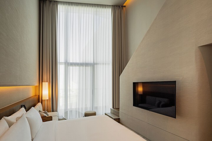 Room 15 of 55