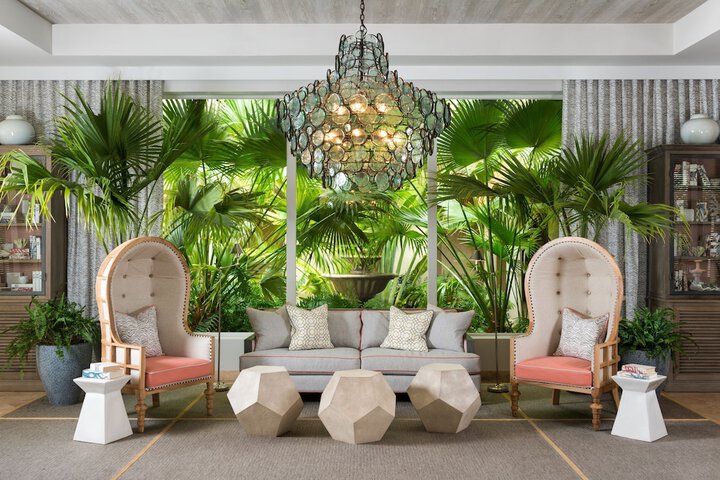 Hotel Lobby
