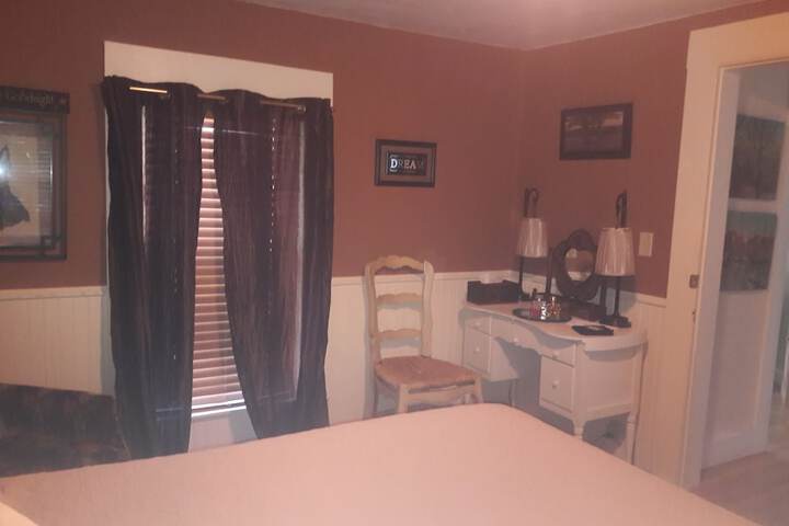 Room 8 of 23
