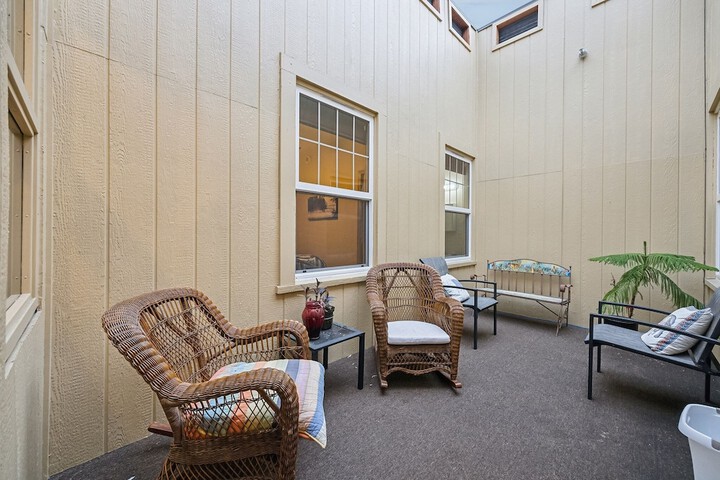 Terrace/Patio 109 of 118