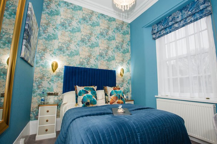 Room 43 of 90