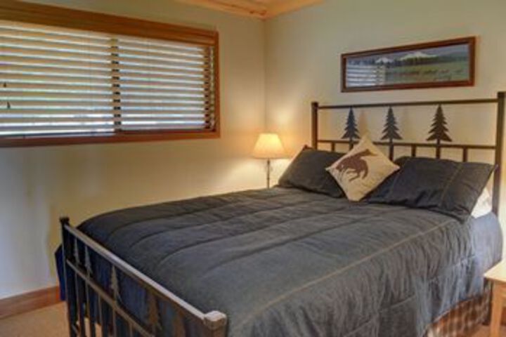 Room 10 of 36