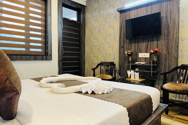 Room 20 of 36