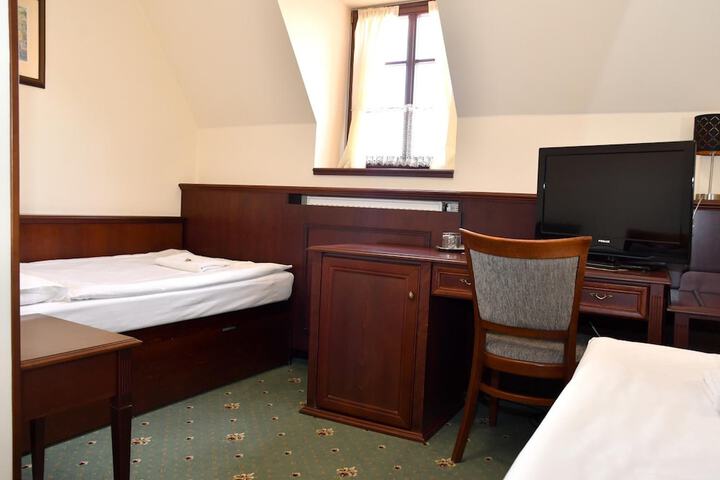 Room 13 of 59