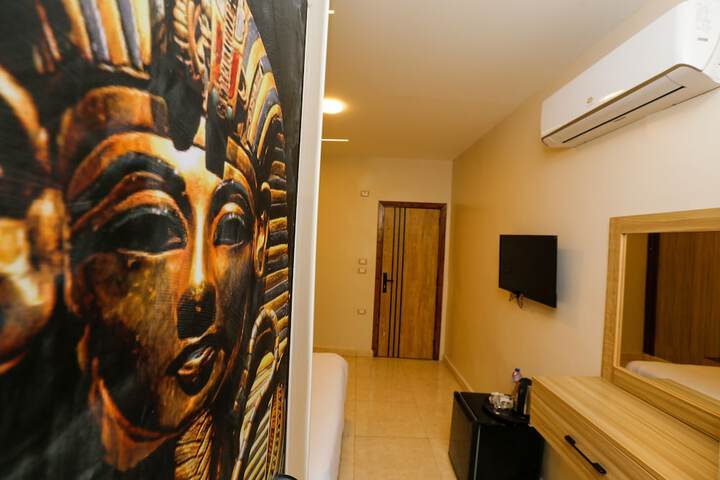 Room 108 of 284
