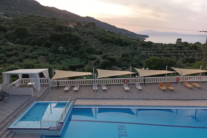 Pool 45 of 105
