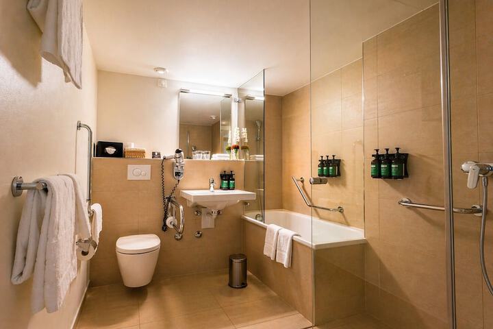 Clean Restrooms