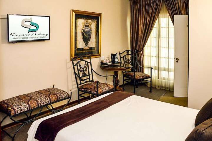 Room 3 of 29