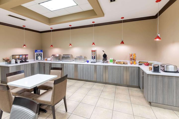 Breakfast area